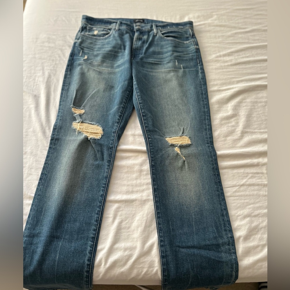 Joe's Jeans The Asher Slim Fit in Blue